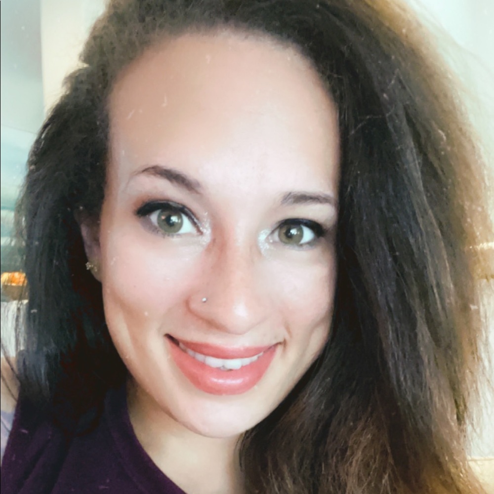 Meet your Posher, Jessica